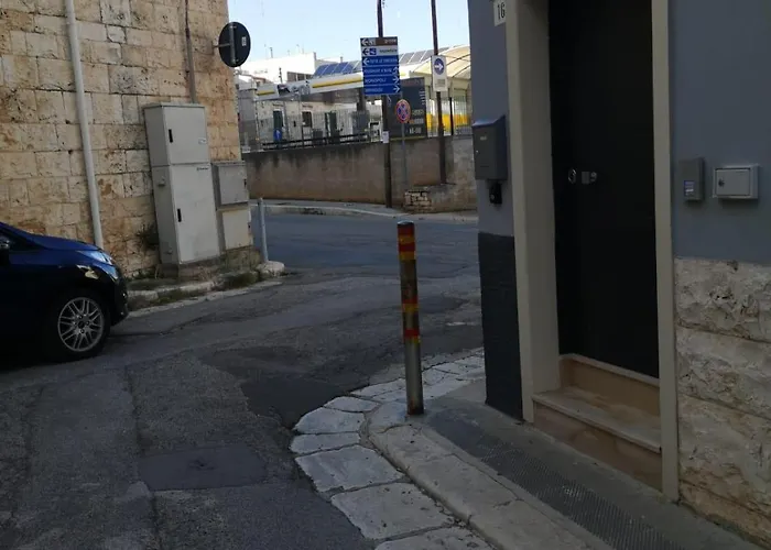 A Due Passi Dalle Grotte